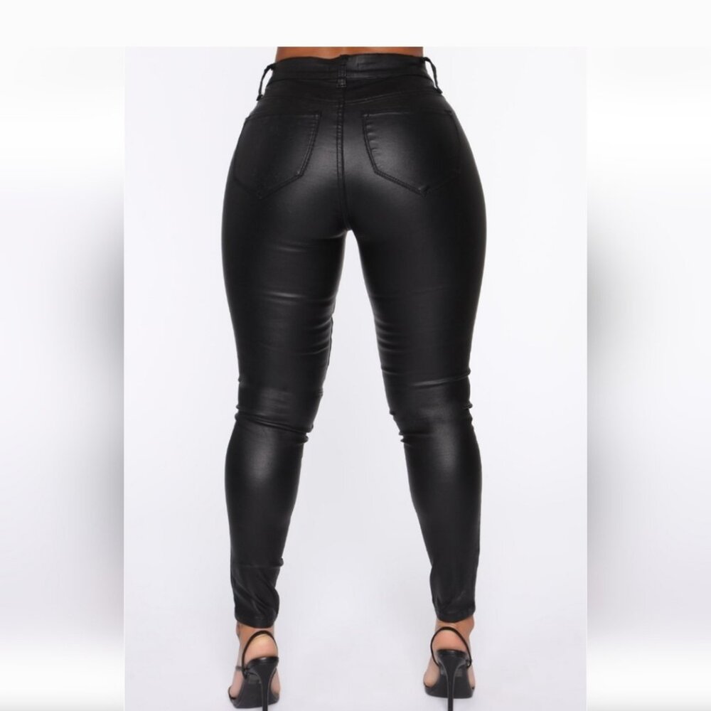 Faux Leather pants - Picture 2 of 4